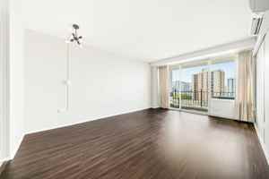 featured image of 1415 Victoria St #1