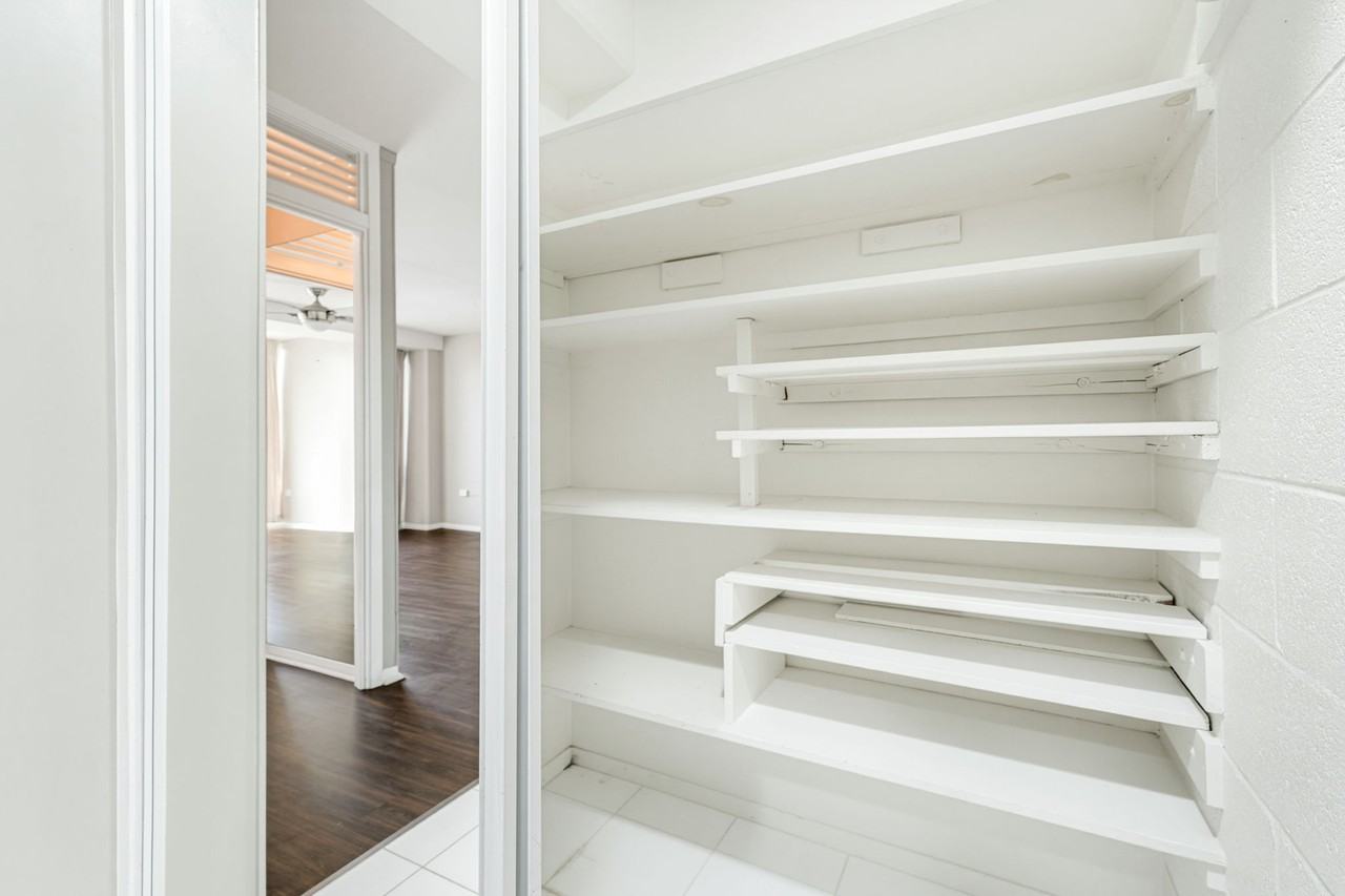 1415 Victoria St #1 - Photo 6 of 16