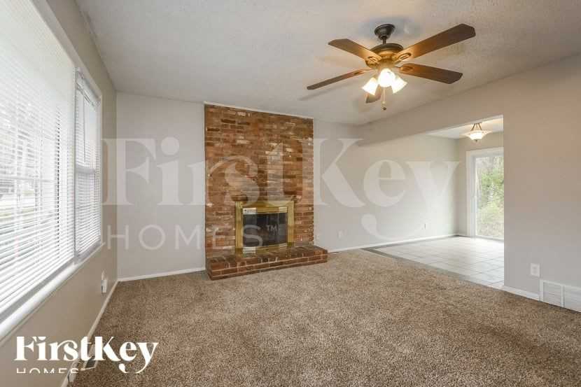 6003 E 95th Ter - Photo 4 of 15