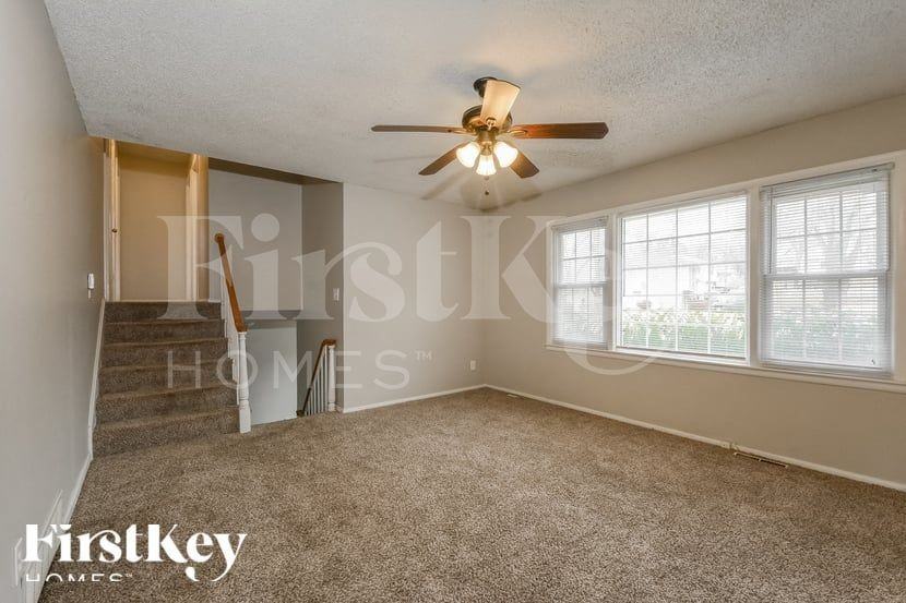 6003 E 95th Ter - Photo 5 of 15