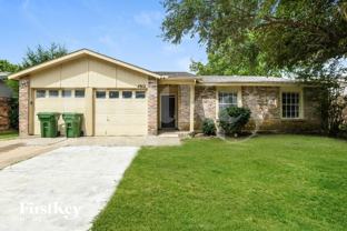4912 Sandalwood Ln - Photo 1 of 1