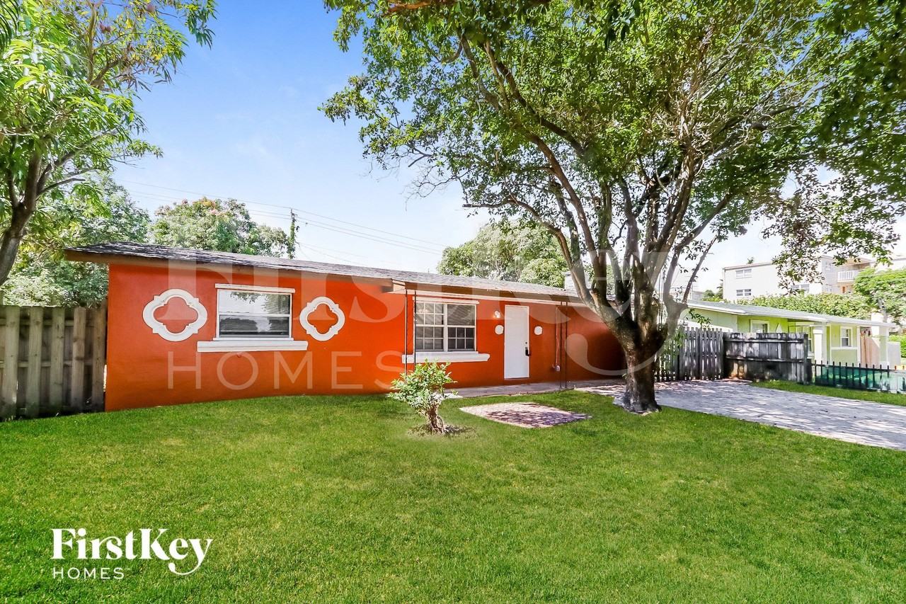 410 Neave - Photo 2 of 15
