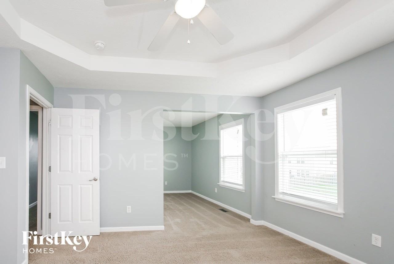 3476 Limelight Ln - Photo 7 of 15