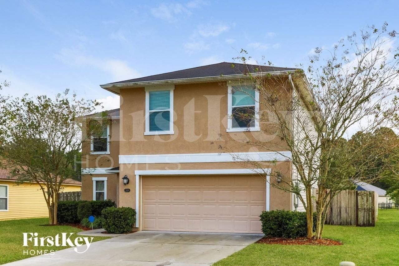 208 Straw Pond Way - Photo 2 of 15