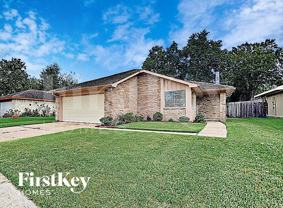 17326 Davenway Dr - Photo 1 of 1