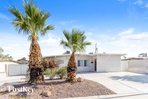 featured image of 1692 Capistrano Ave