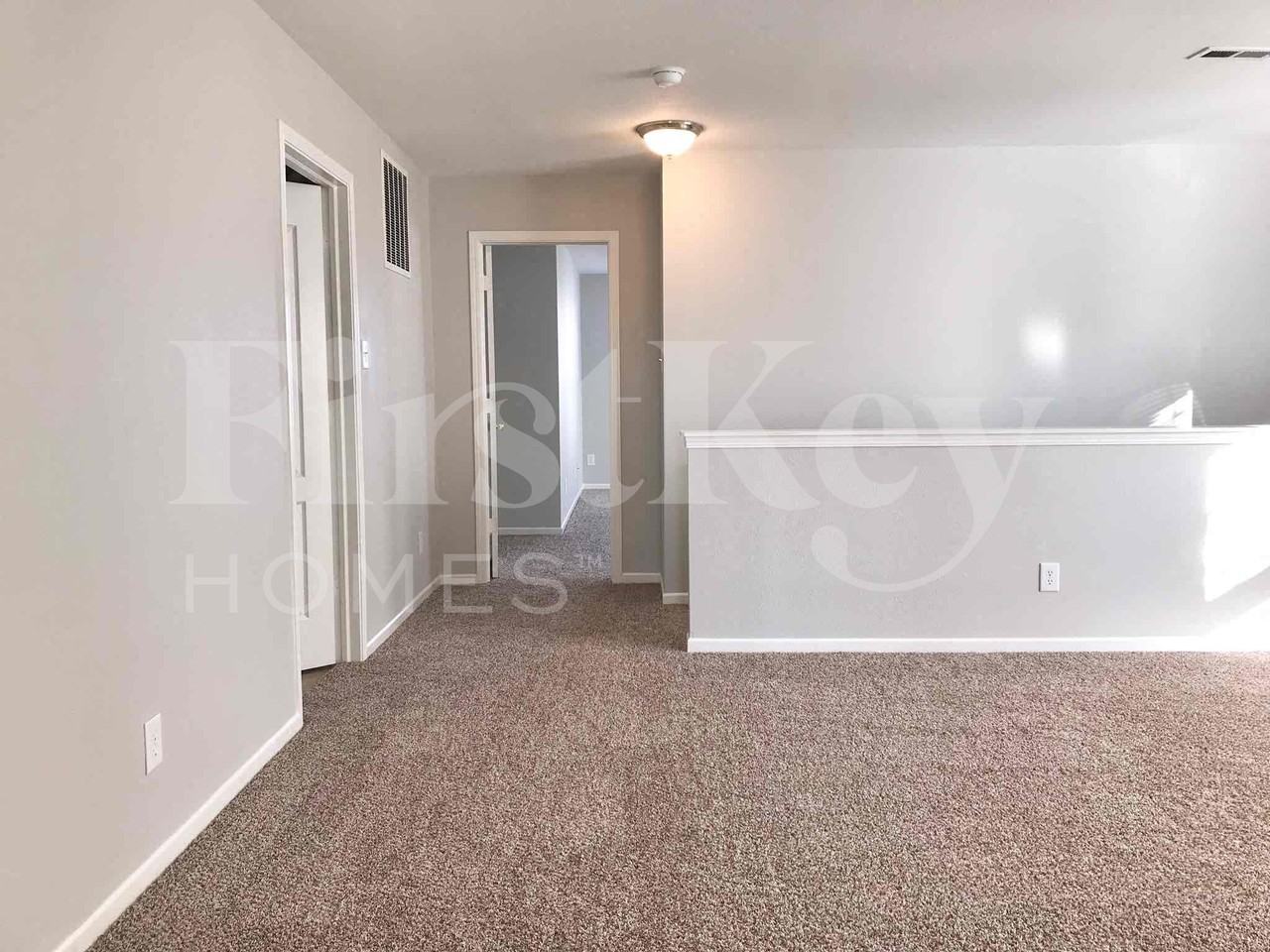 15400 Gallow Ln - Photo 7 of 15