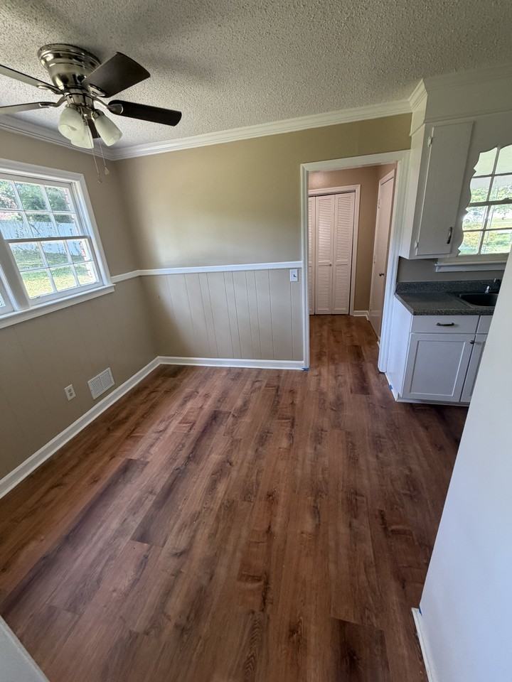 3208 Downes Grove Rd #1 - Photo 6 of 26