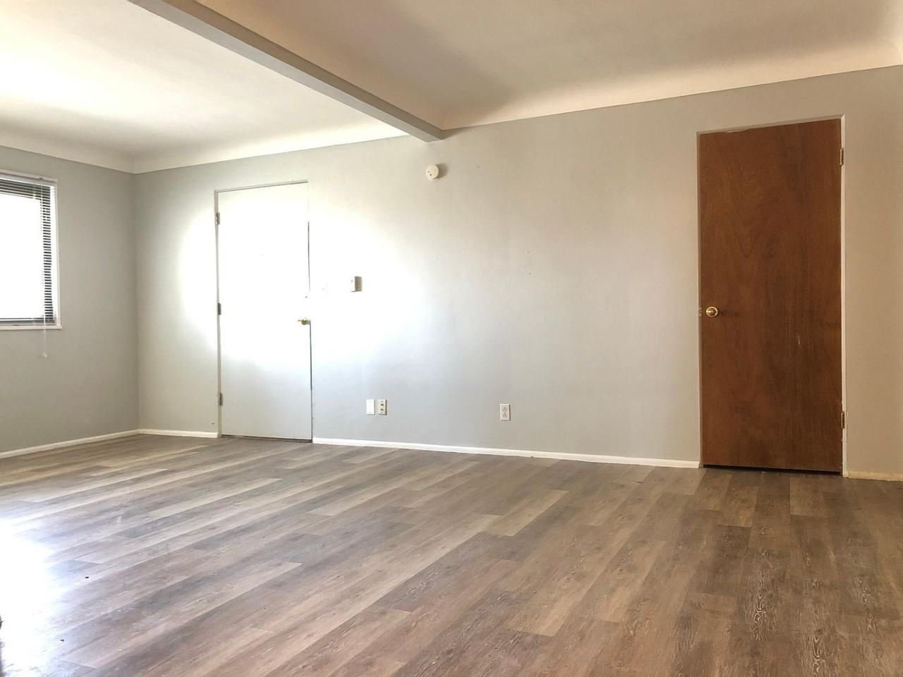 3473 Brigham St - Photo 2 of 10