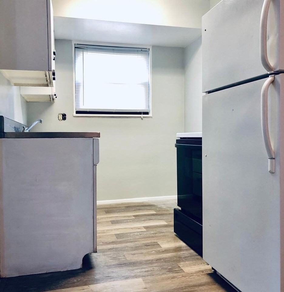 3473 Brigham St - Photo 3 of 10