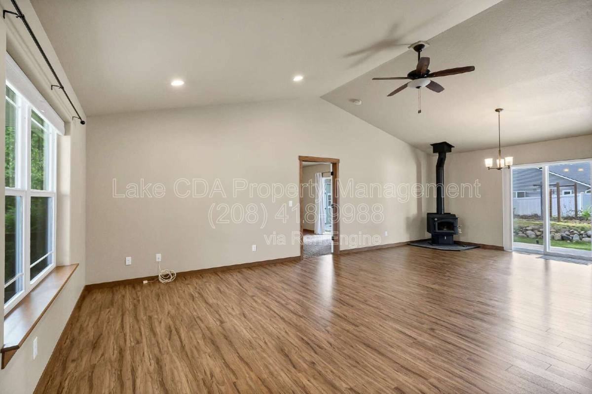 5465 W Corkys Ct - Photo 3 of 10