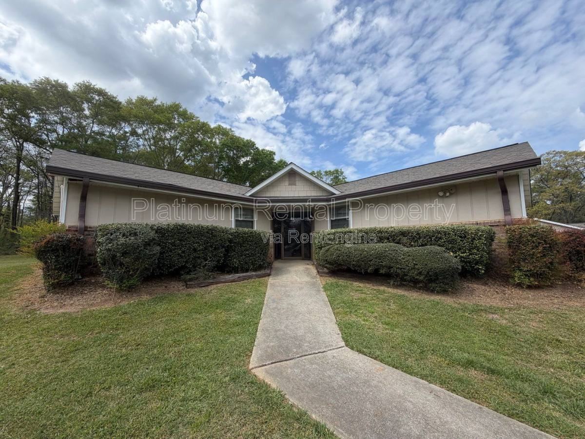 1492 Waverly Way #B4 - Photo 2 of 10