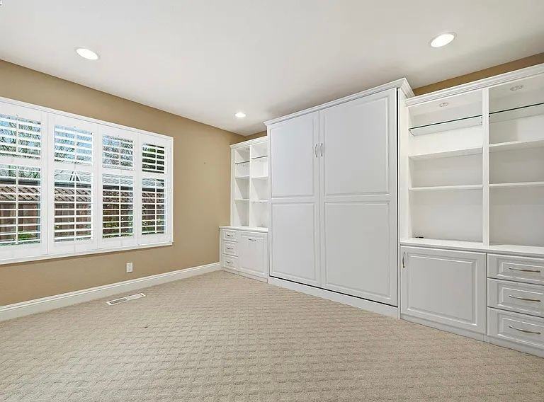 66 Oakridge Ct - Photo 6 of 15