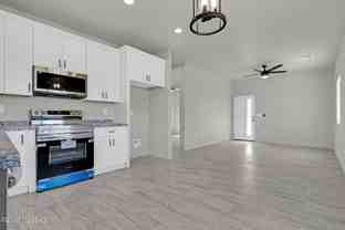 402 W Columbia St #1 - Photo 1 of 1
