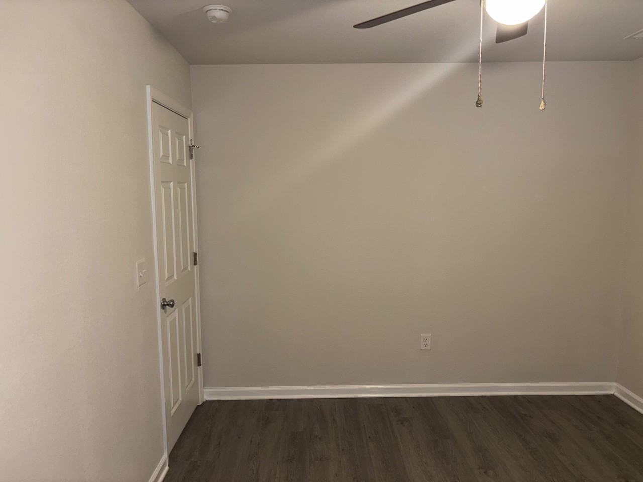 1801 Warfield St - Photo 2 of 8
