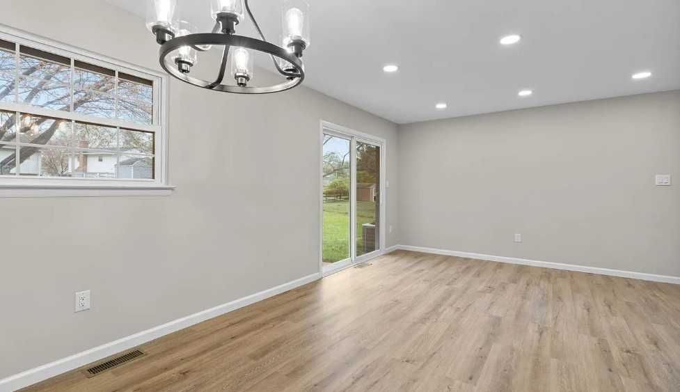 24320 Log House Rd - Photo 5 of 33