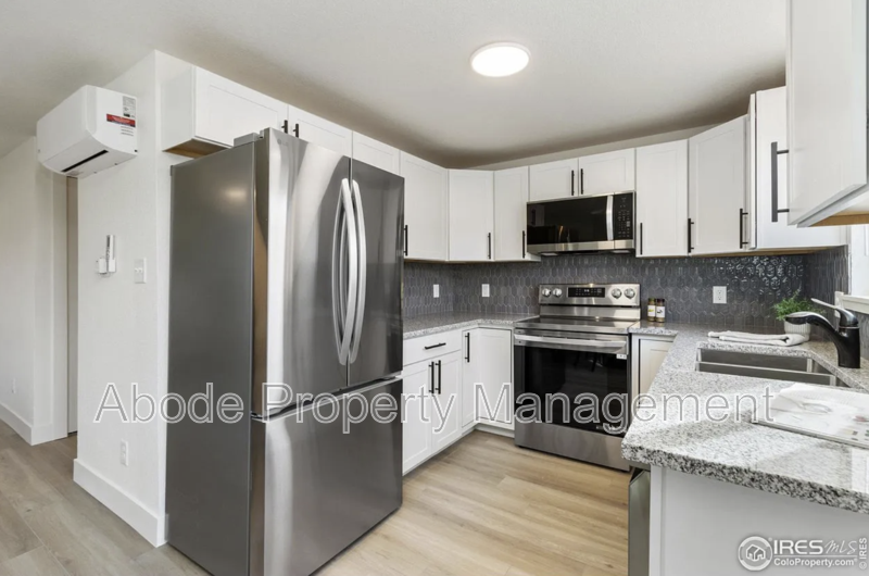 138 Glenda Dr #4
