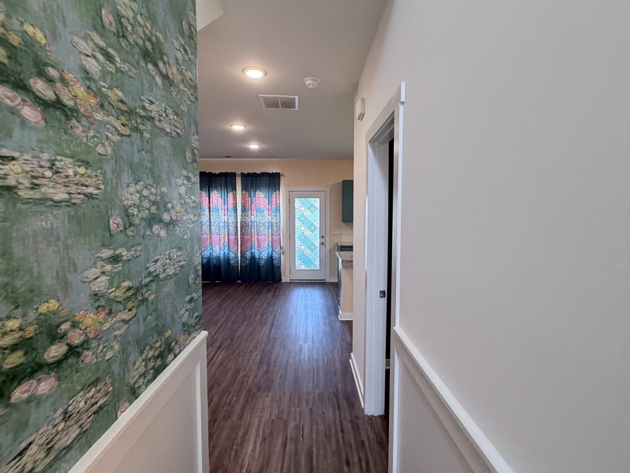4200 Textile Ln Sw - Photo 4 of 24