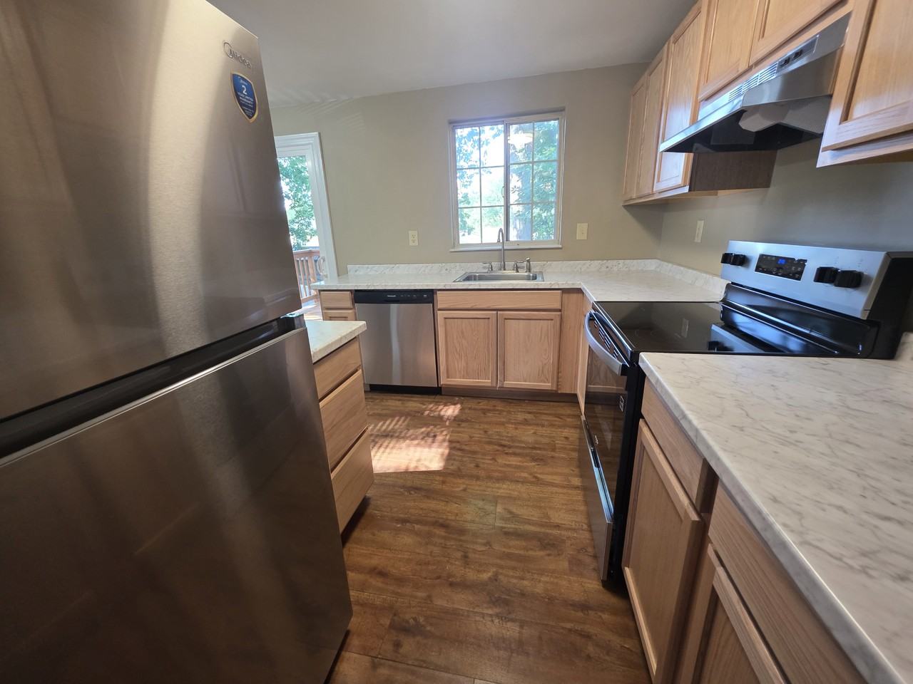 9214 Emmett Rd - Photo 5 of 15