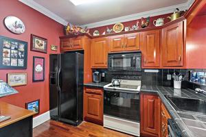 featured image of 97 Court St #15