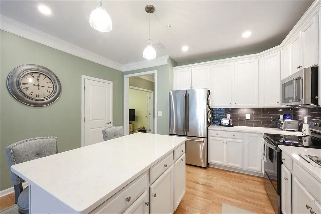 3111 Pennington Dr #3111 - Photo 3 of 18