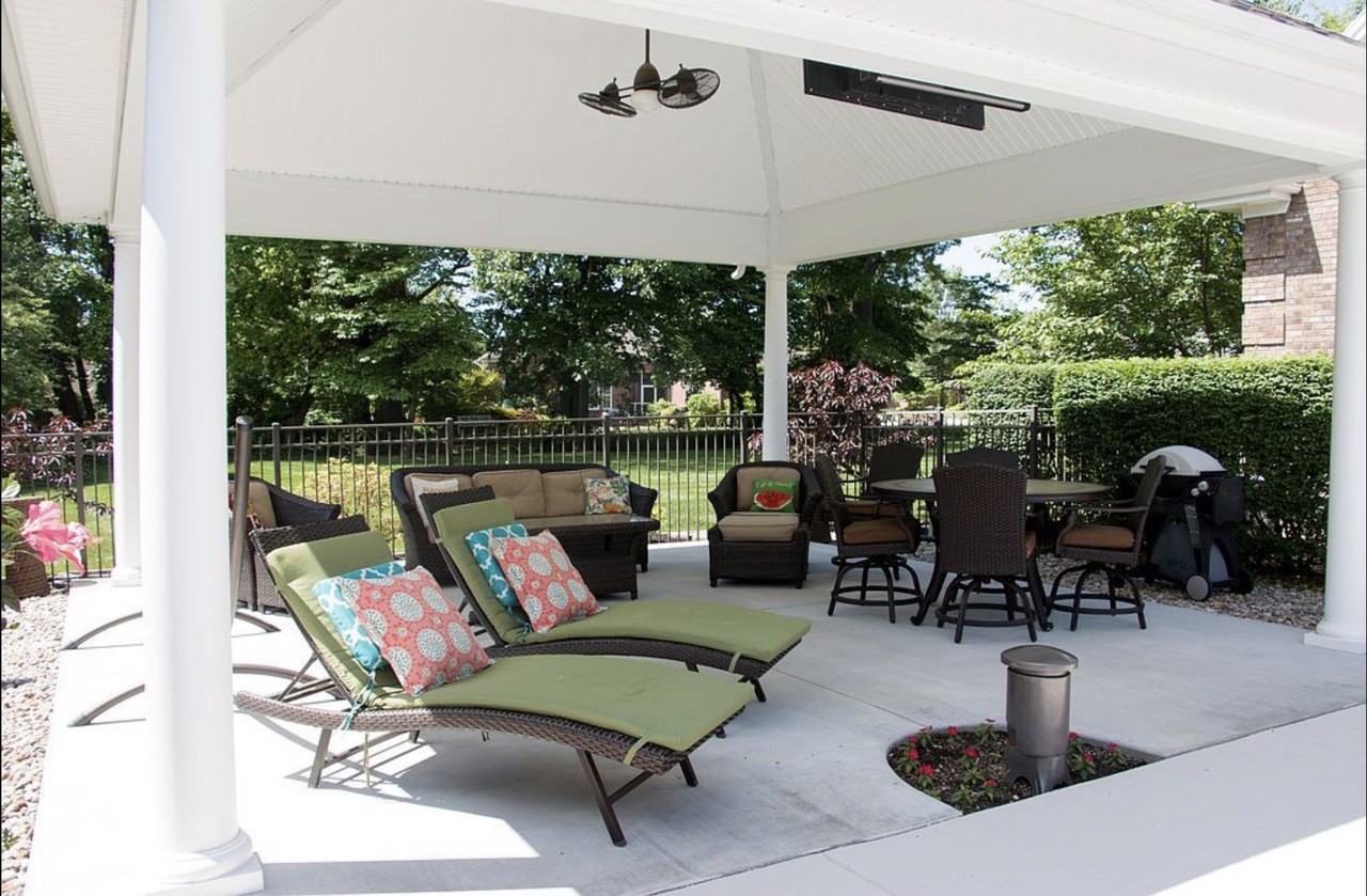 1834 Deerhaven Ln #NA - Photo 5 of 32