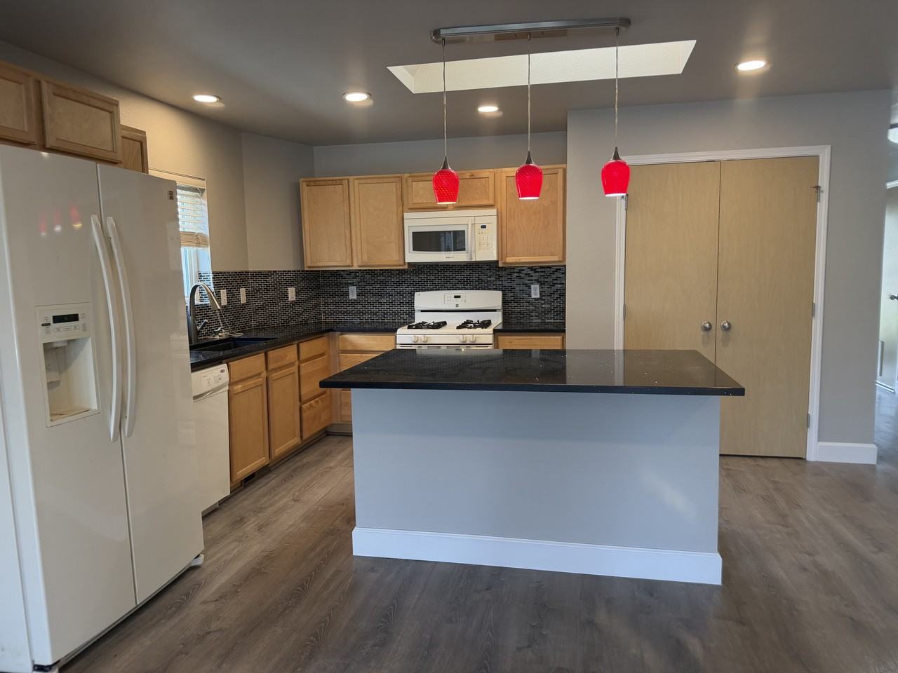 131 Elise Ct #NA - Photo 4 of 20