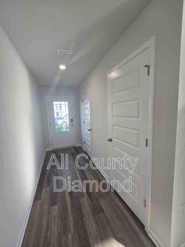 3128 Breezy Bay Ct - Photo 3 of 5