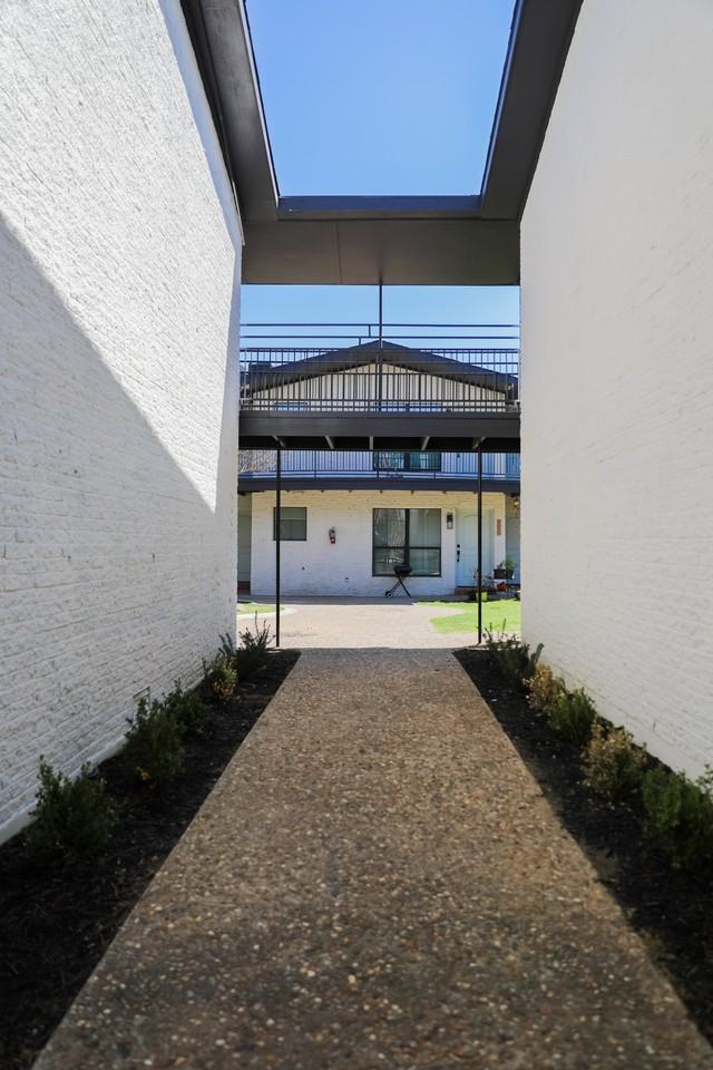 Pavilion at Bishop Ridge - Photo 3 of 34