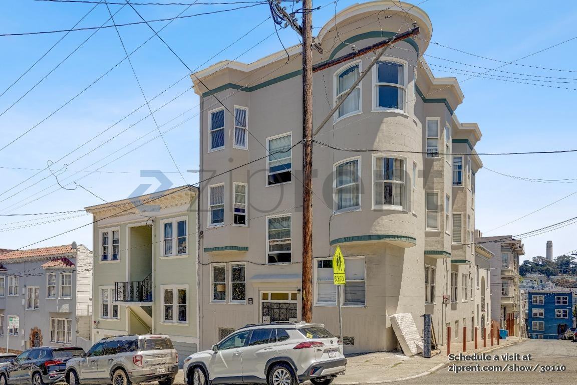 2132 Jones St - Photo 2 of 18