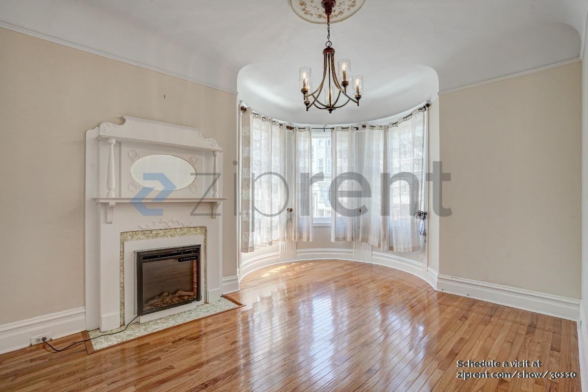 2132 Jones St - Photo 5 of 18