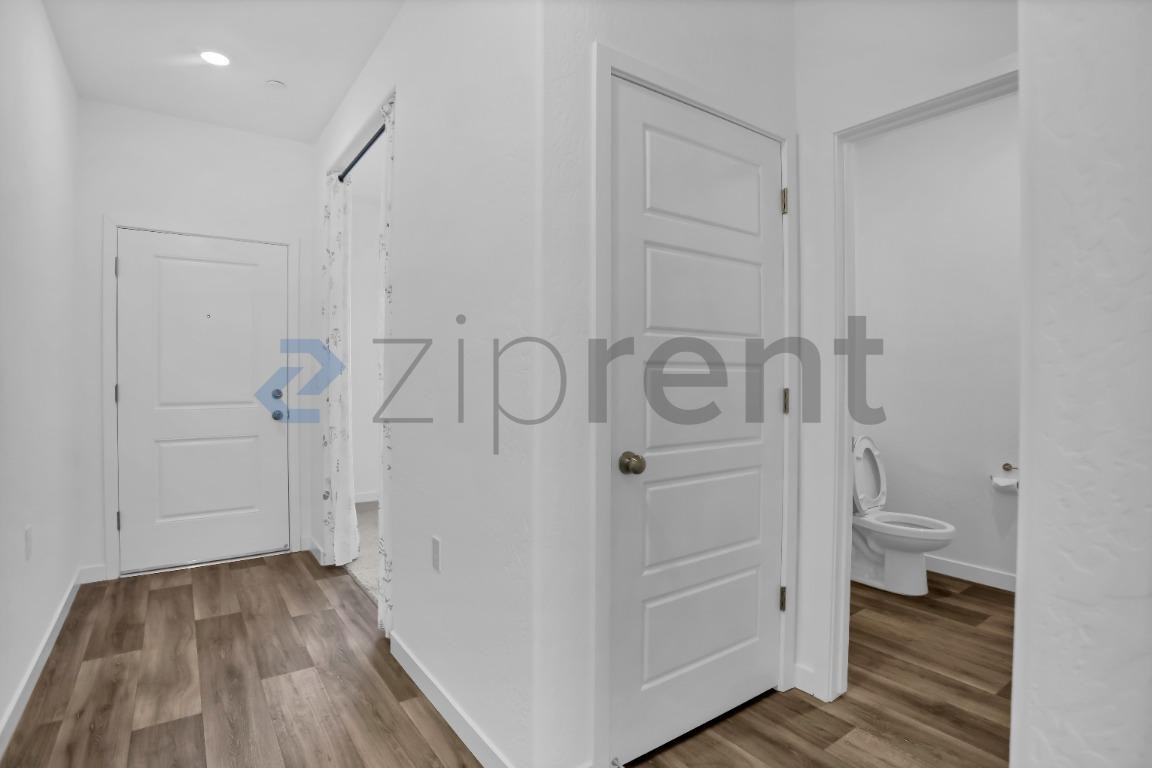 3396 N Vaughan Ave - Photo 6 of 49