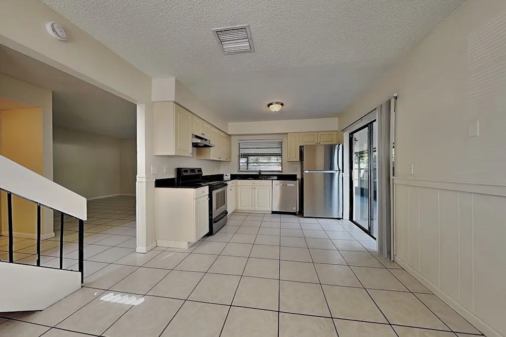 10429 Rosemount Dr #NA - Photo 2 of 11
