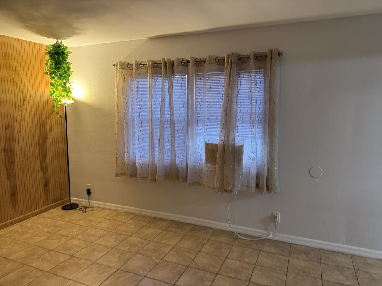 1873 Patricia Ave. - Photo 7 of 26