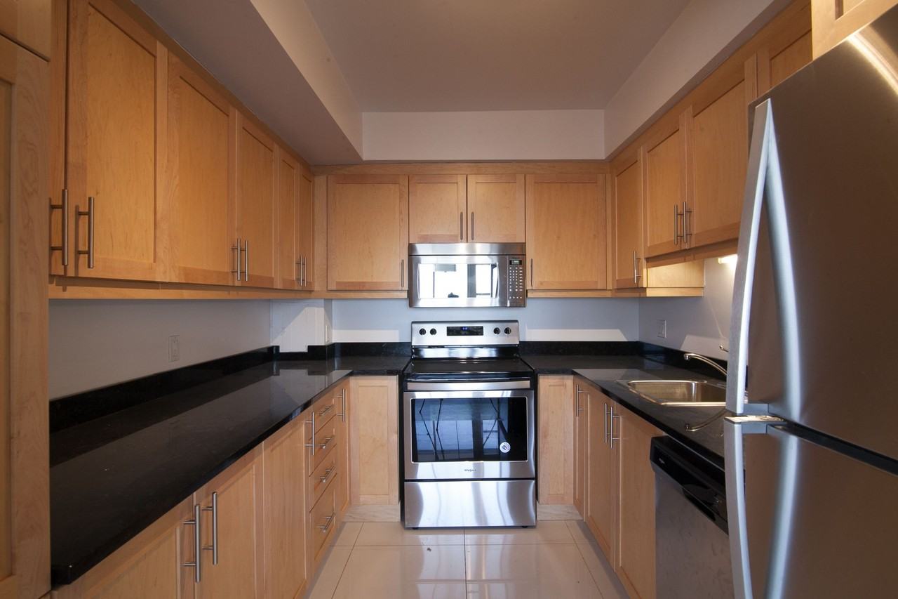 3555 Ch De La Côte-Des-Neiges — photo 1