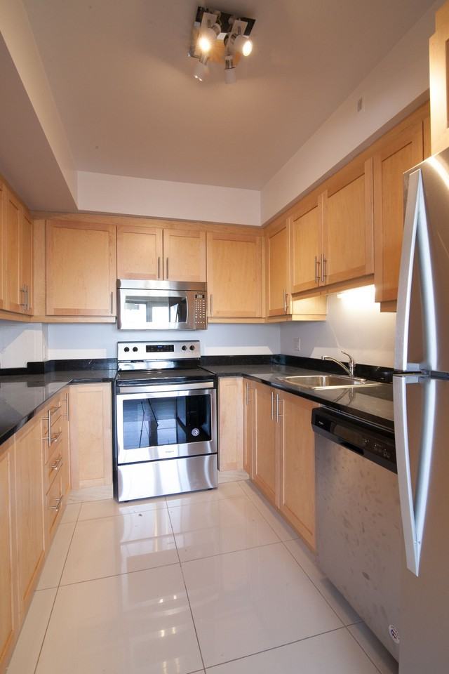 3555 Ch De La Côte-Des-Neiges — photo 2