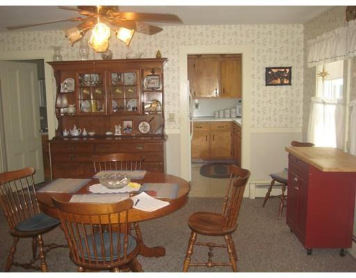 217 Washington St #1 - Photo 3 of 9