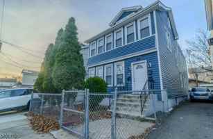 featured image of 89 Sheridan St