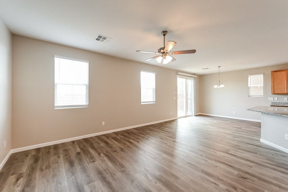7080 Flathead River Ave - Photo 4 of 17