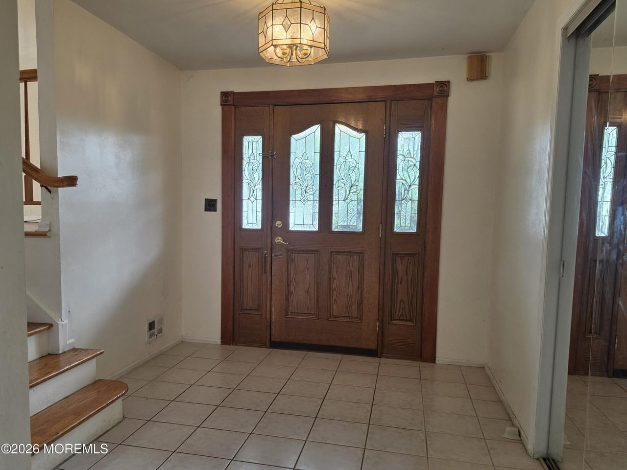 42 Richards Dr - Photo 3 of 27