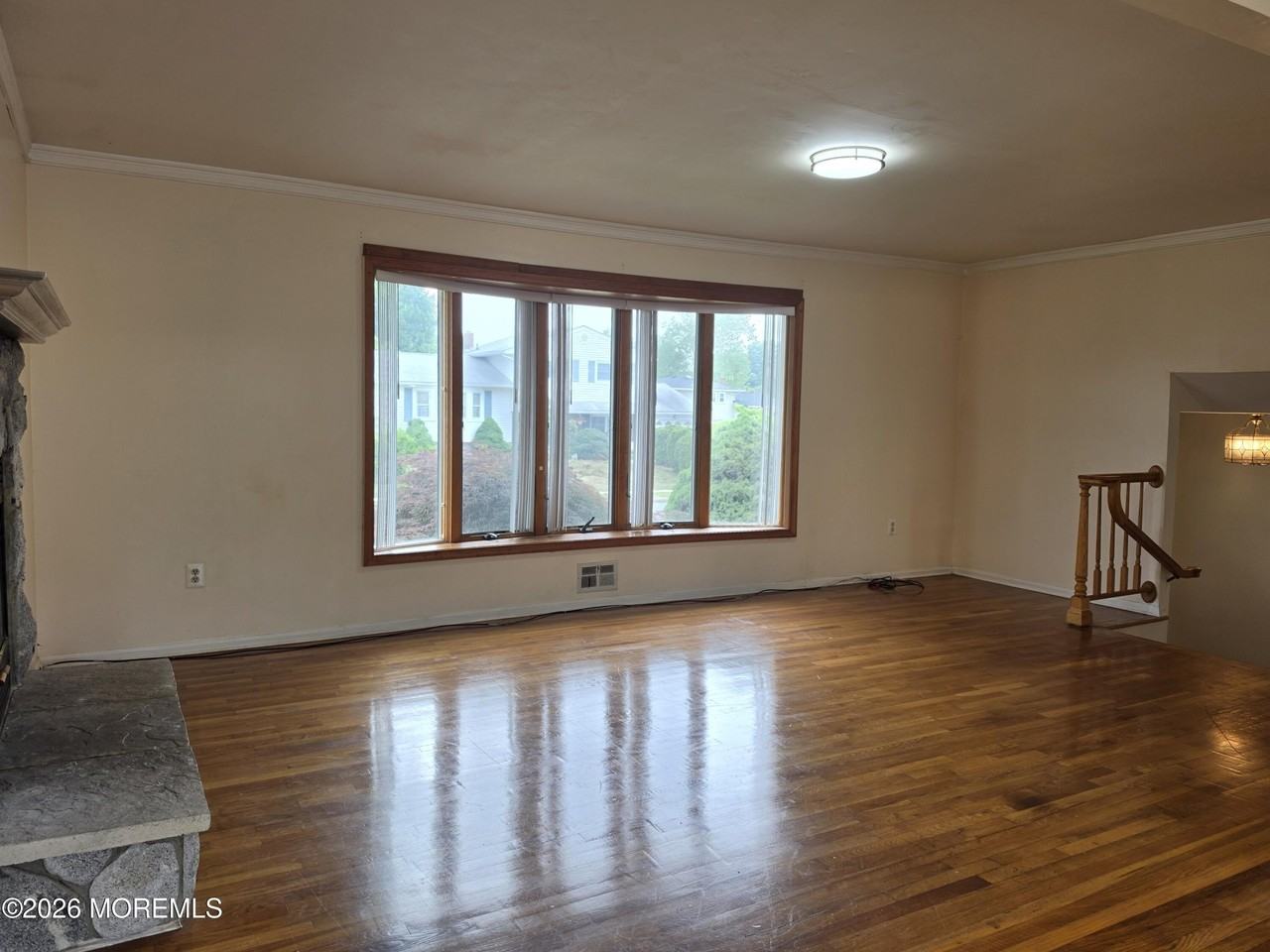42 Richards Dr - Photo 4 of 27