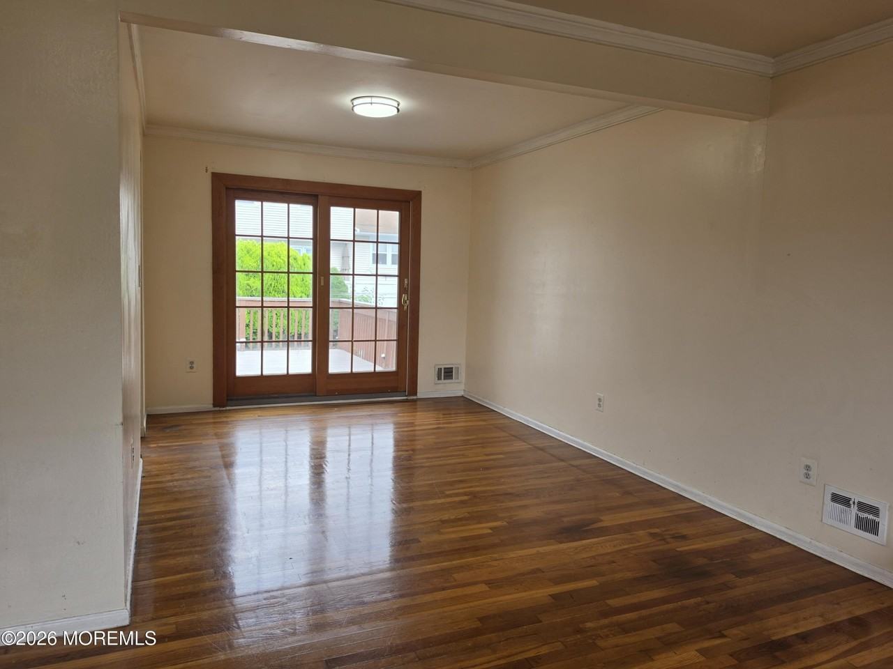 42 Richards Dr - Photo 7 of 27