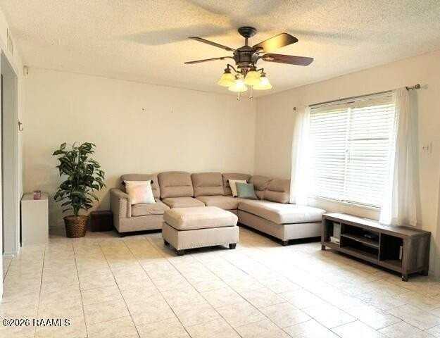 104 Chaumont Dr - Photo 3 of 20