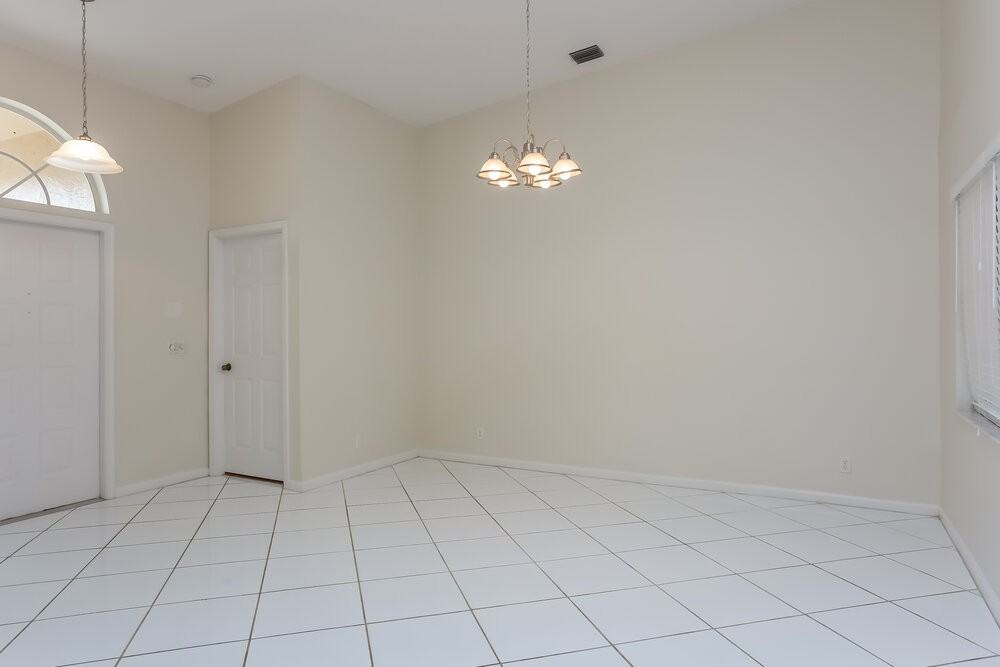 1200 Columbine Pl - Photo 4 of 14