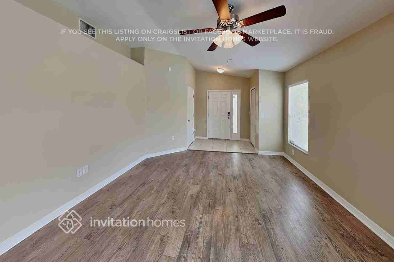 2222 Colville Chase Dr - Photo 3 of 17