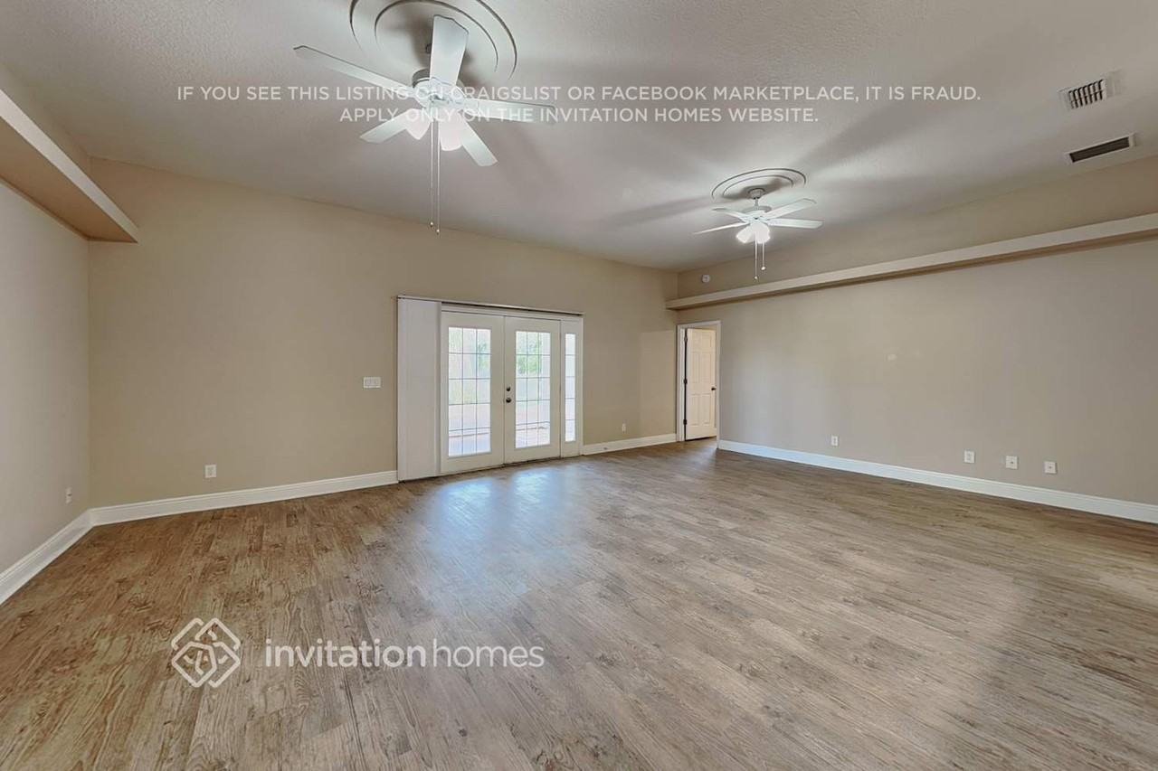 10428 Calle De Flores Dr - Photo 3 of 19