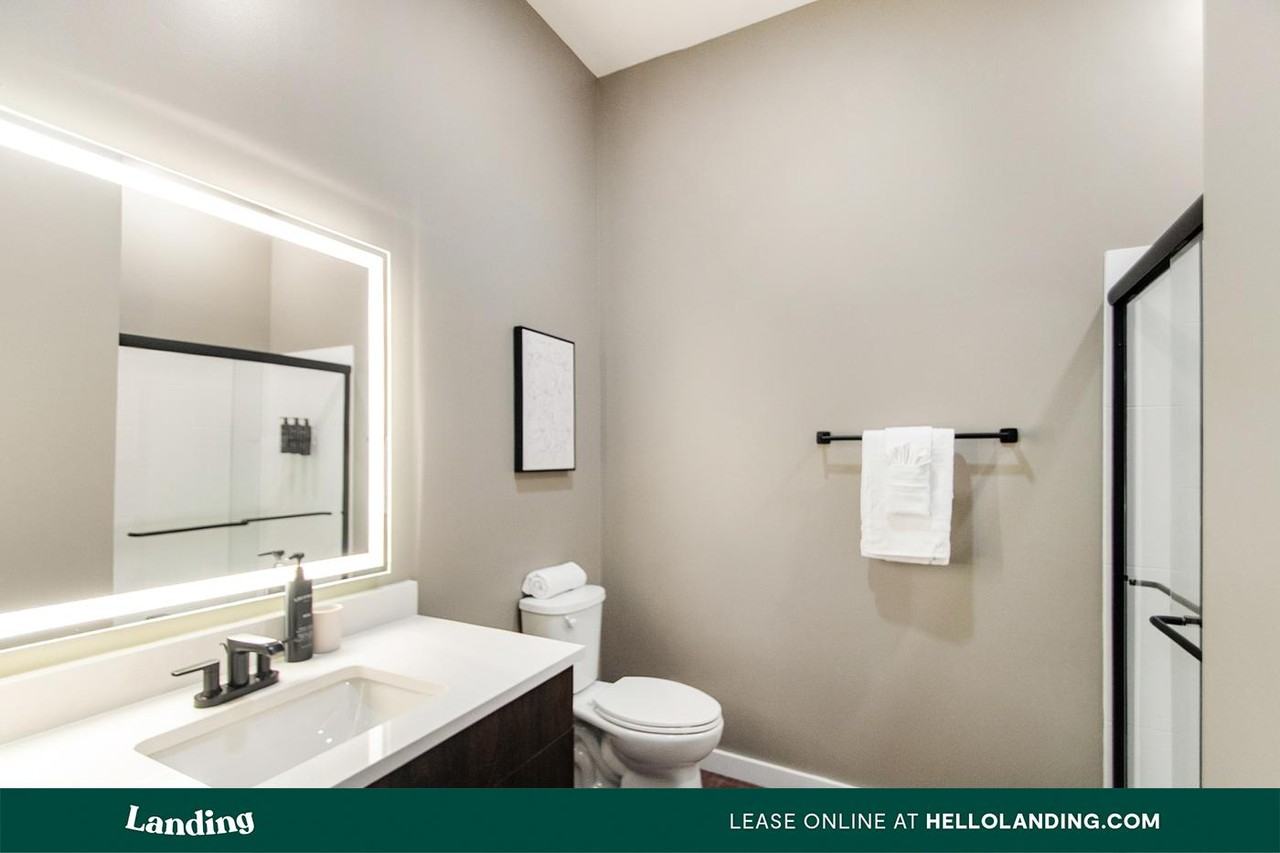 1364 E Battlefield Rd - Photo 6 of 50
