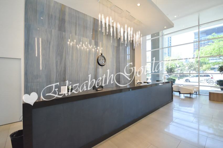 81 Navy Wharf Court - Photo 3 of 24