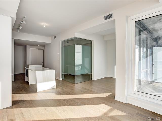 1188 Rue Saint-Antoine Ouest #2806 - Photo 6 of 17