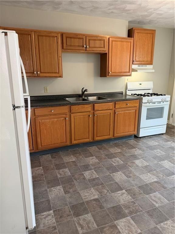 13 Main St ##13a - Photo 3 of 13